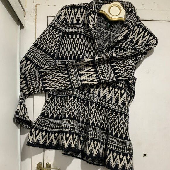 Lauren Ralph Lauren Sweaters - LAUREN RALPH LAUREN KNIT WOOL BLEND PRINT SHAWL SWEATERS SIZE L
